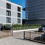 Three Bedroom Flat Near Train Station Apartmán Como